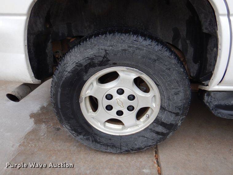 image for item MK9548 2005 Chevrolet Tahoe  SUV