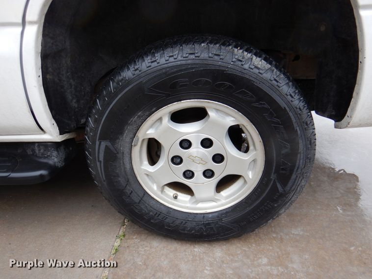 image for item MK9548 2005 Chevrolet Tahoe  SUV