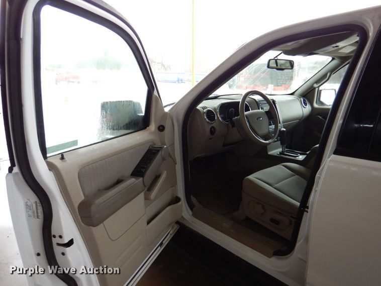 image for item MK9549 2007 Ford Explorer  SUV