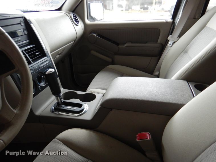 image for item MK9549 2007 Ford Explorer  SUV