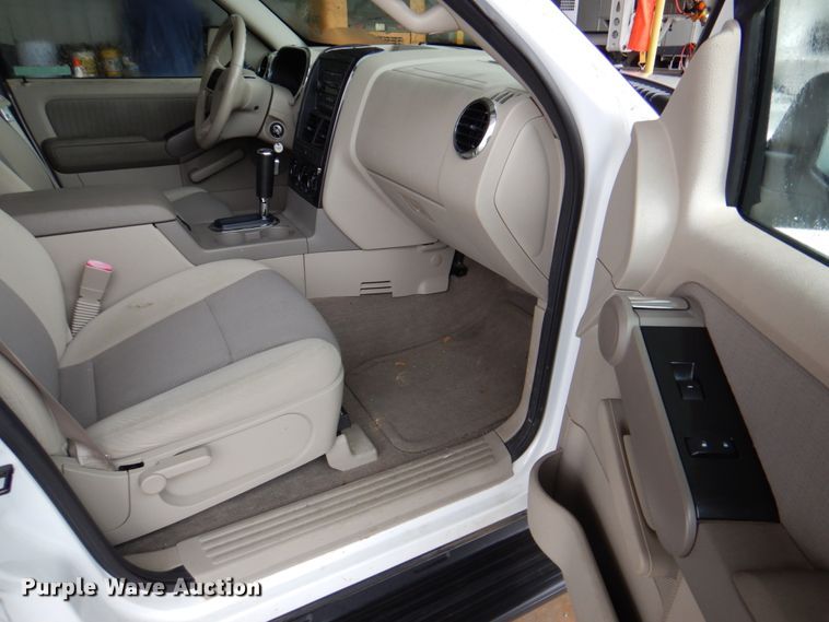 image for item MK9549 2007 Ford Explorer  SUV