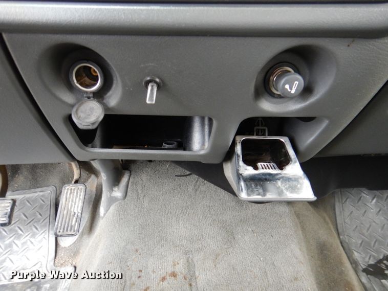 image for item MK9551 2005 Chevrolet Silverado 1500