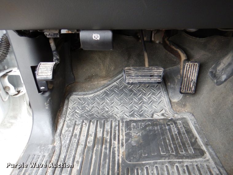 image for item MK9551 2005 Chevrolet Silverado 1500