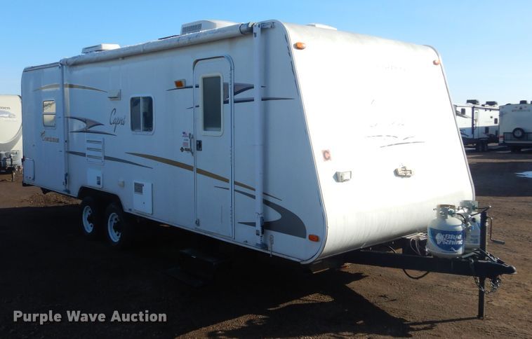 image for item MX9885 2006 Coachmen Capri  camper