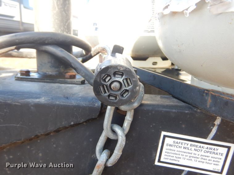 image for item MX9885 2006 Coachmen Capri  camper