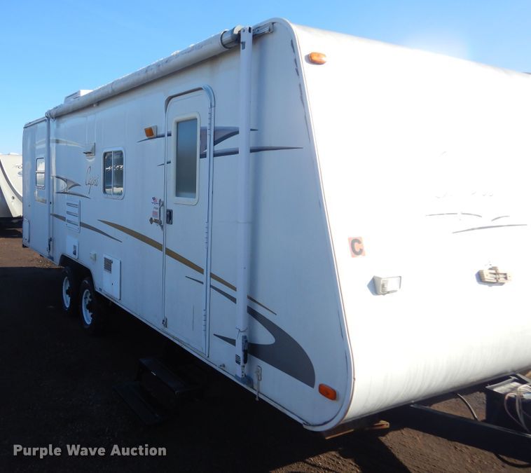 image for item MX9885 2006 Coachmen Capri  camper