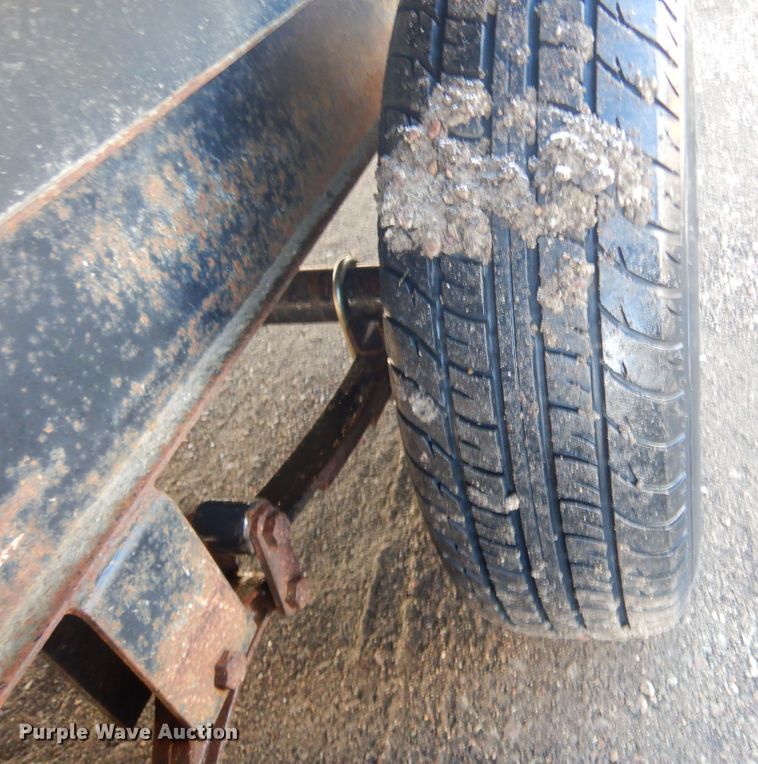 image for item MX9885 2006 Coachmen Capri  camper