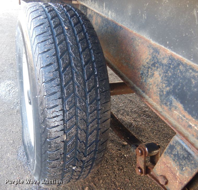 image for item MX9885 2006 Coachmen Capri  camper