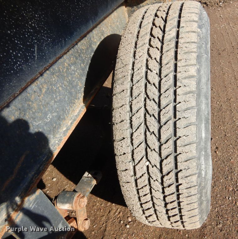 image for item MX9885 2006 Coachmen Capri  camper