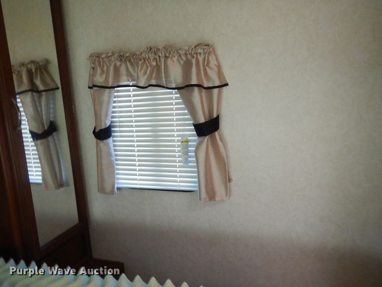 image for item MX9886 2014 Forest River  camper