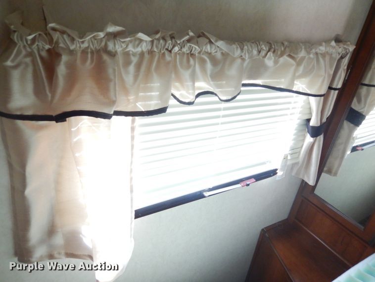 image for item MX9886 2014 Forest River  camper