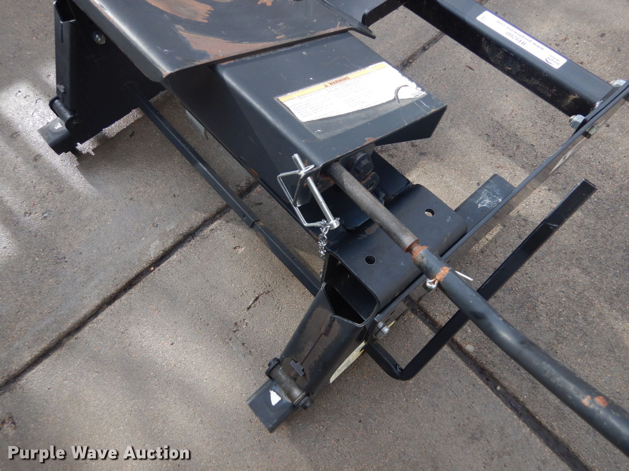 Reese 16K KwikSlide fifth wheel hitch in Denver, CO Item IH9288 for sale Purple Wave