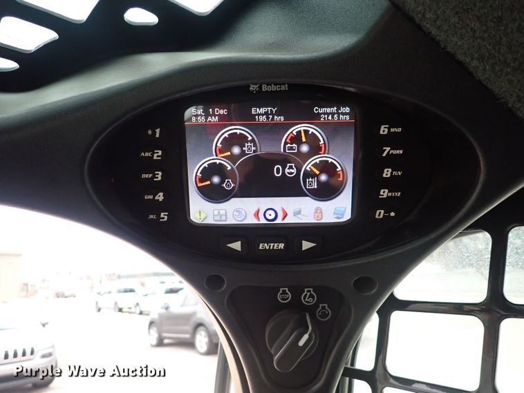 image for item DC4027 2015 Bobcat S590  skid steer loader