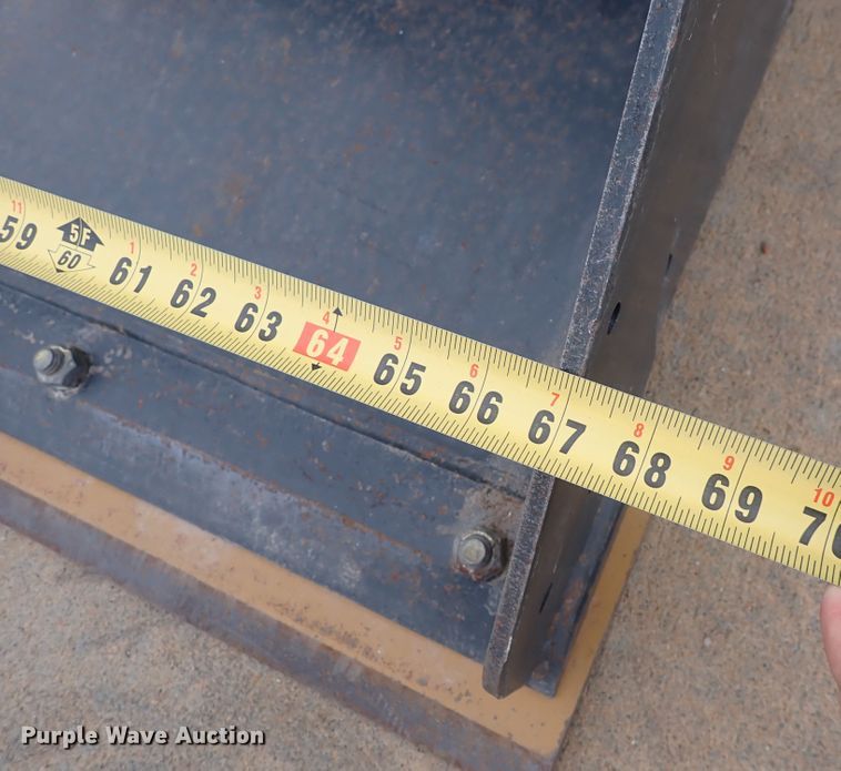 image for item DC4027 2015 Bobcat S590  skid steer loader