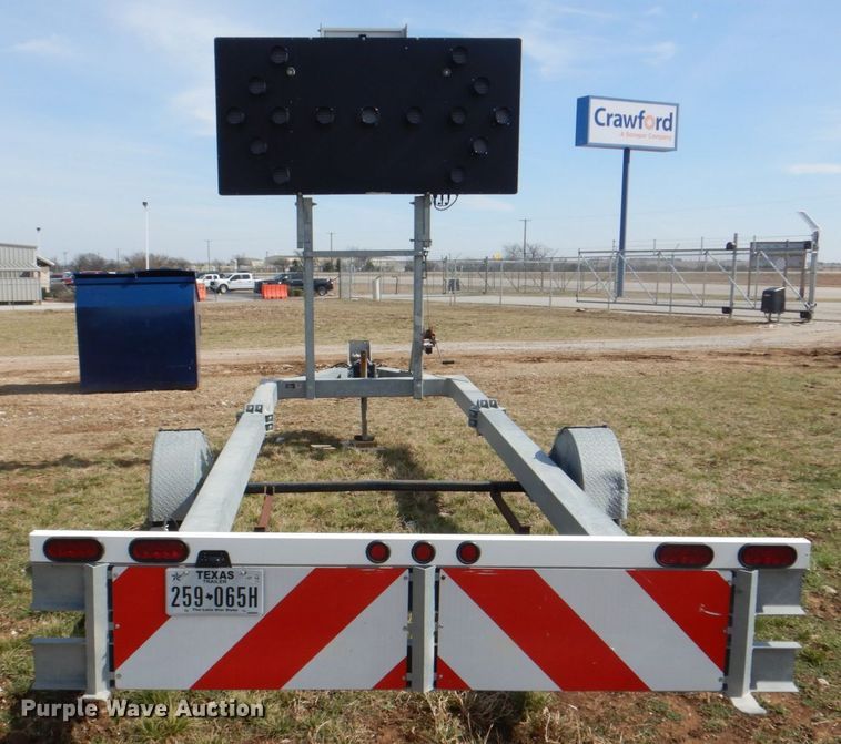 image for item DH7343 2012 Gregory TTMA-100  crash attenuator trailer