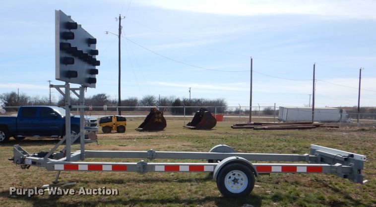 image for item DH7343 2012 Gregory TTMA-100  crash attenuator trailer