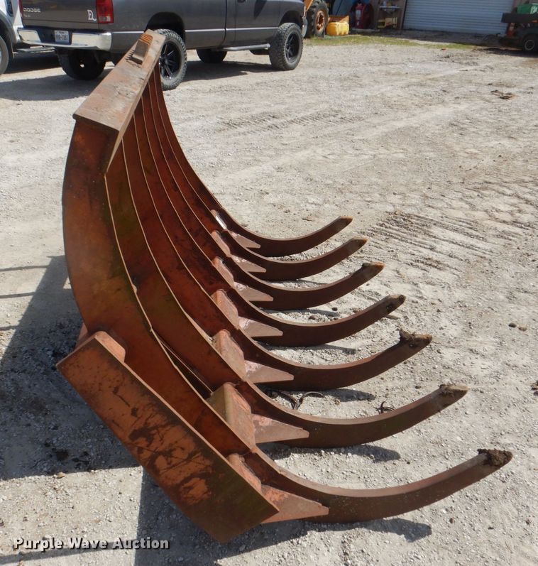 image for item DH7352 Pemberton  91" W root rake