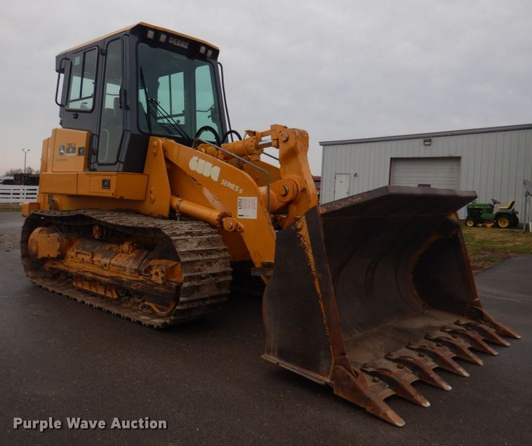 image for item DH8226 2004 John Deere 655C  track loader