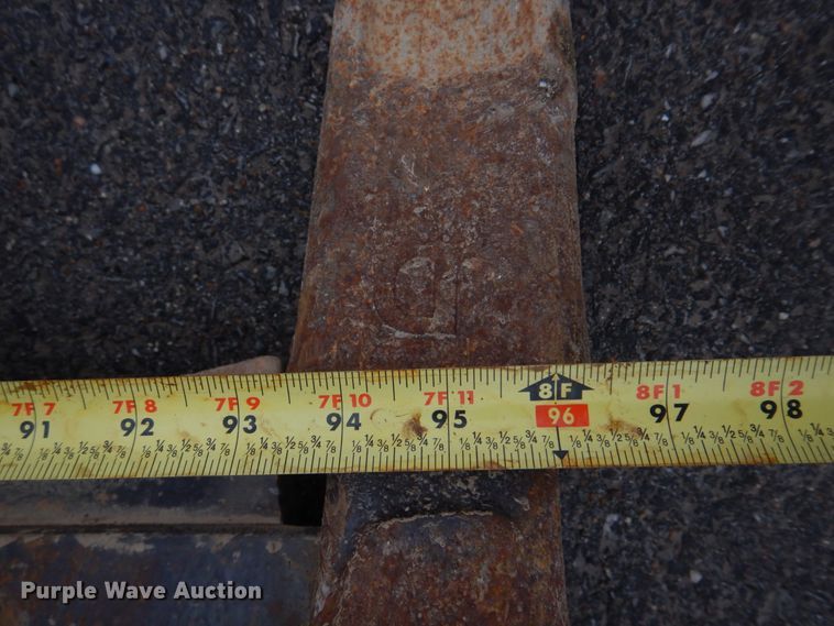 image for item DH8226 2004 John Deere 655C  track loader