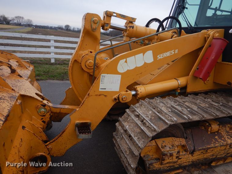 image for item DH8226 2004 John Deere 655C  track loader