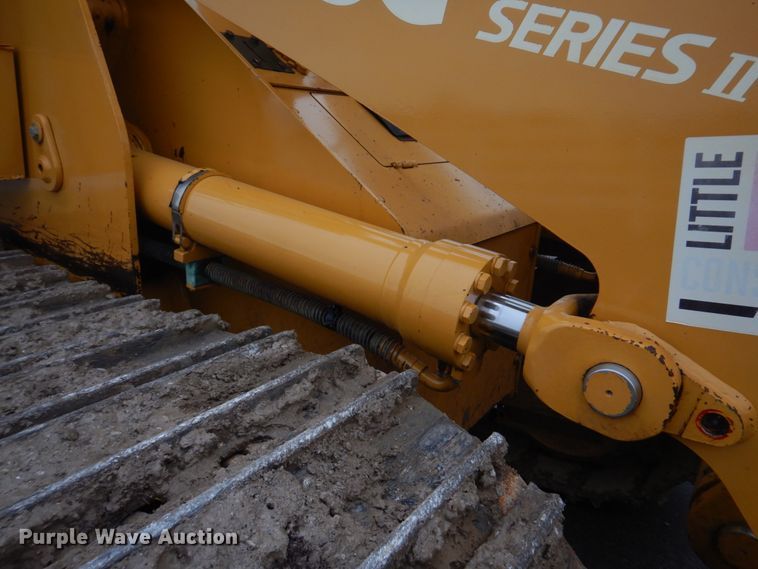 image for item DH8226 2004 John Deere 655C  track loader