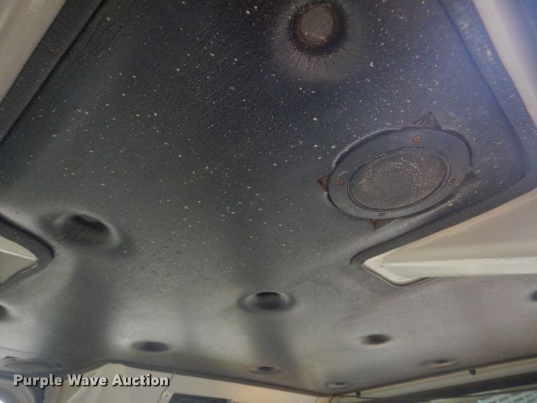 image for item DH8226 2004 John Deere 655C  track loader