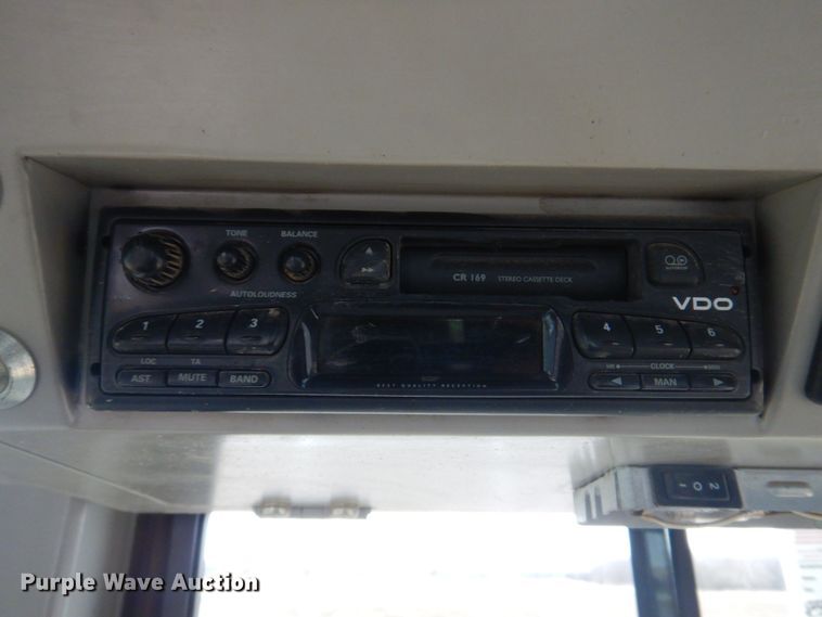 image for item DH8226 2004 John Deere 655C  track loader