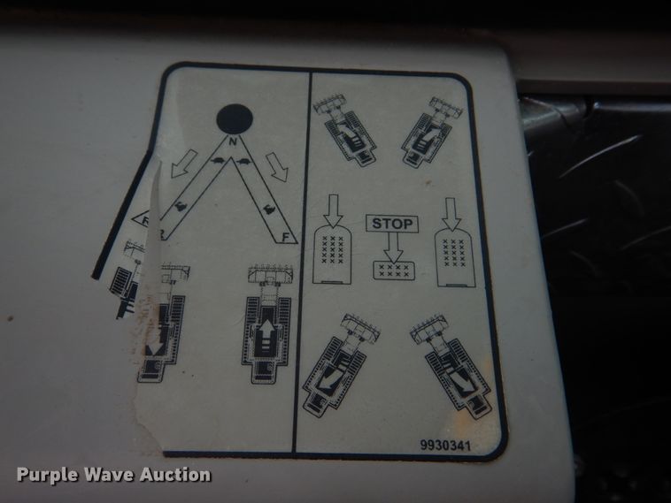 image for item DH8226 2004 John Deere 655C  track loader