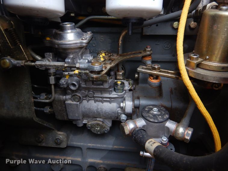 image for item DH8226 2004 John Deere 655C  track loader