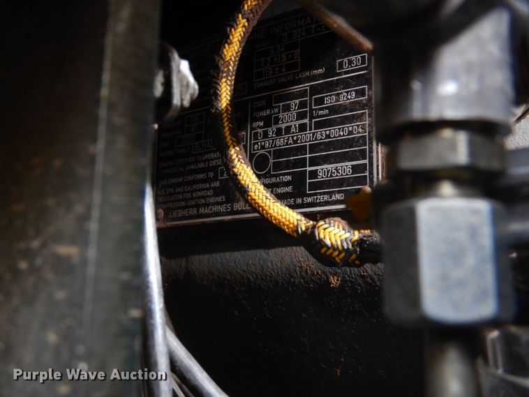 image for item DH8226 2004 John Deere 655C  track loader