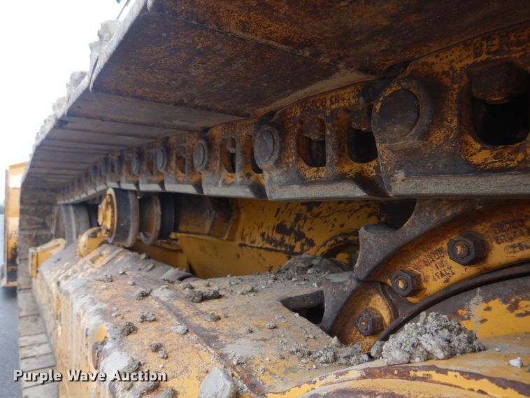 image for item DH8226 2004 John Deere 655C  track loader