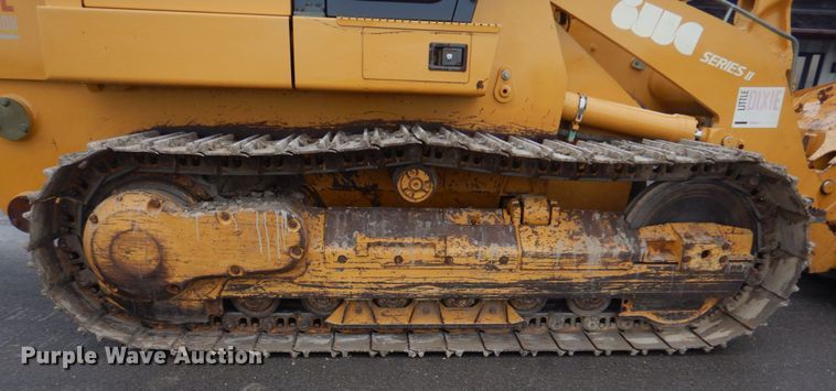 image for item DH8226 2004 John Deere 655C  track loader