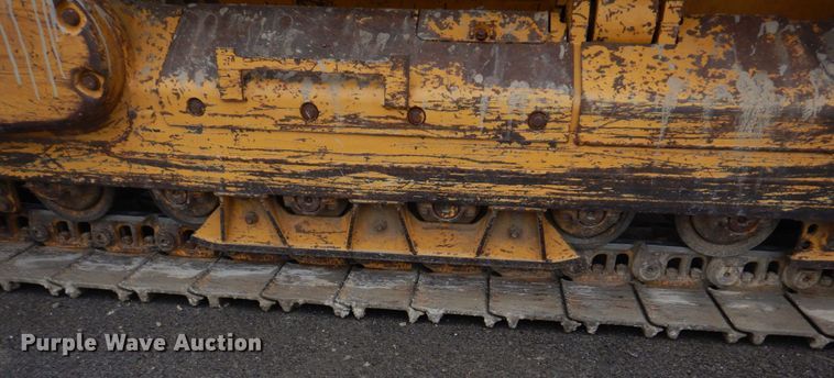 image for item DH8226 2004 John Deere 655C  track loader