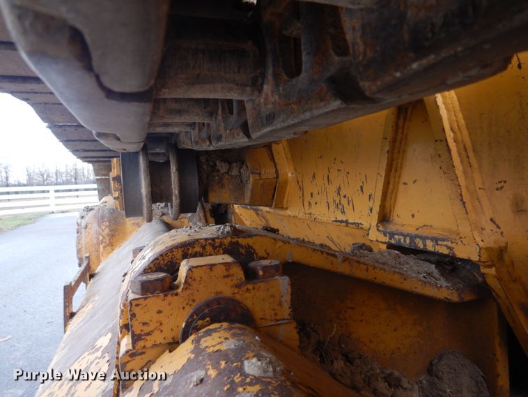 image for item DH8226 2004 John Deere 655C  track loader