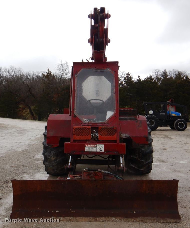 image for item DH8235 Brown Bear ATC9116  skidder with bucket