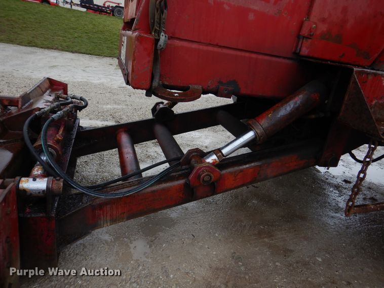 image for item DH8235 Brown Bear ATC9116  skidder with bucket