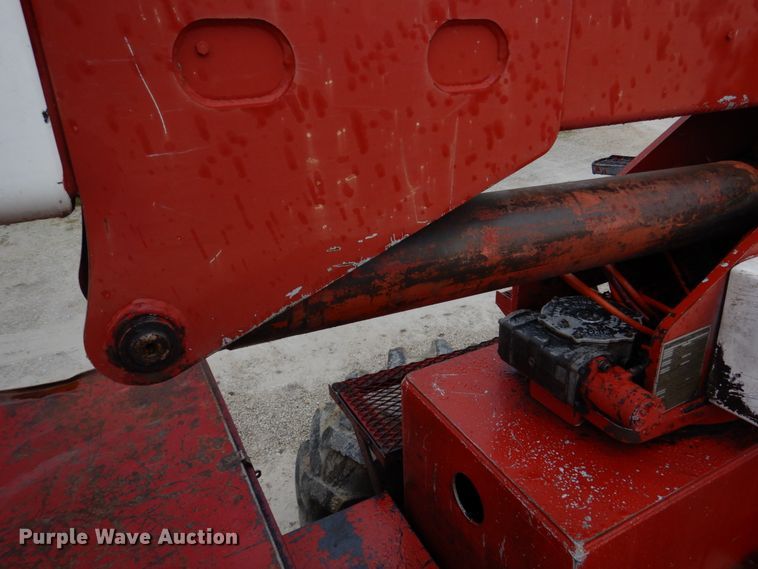 image for item DH8235 Brown Bear ATC9116  skidder with bucket