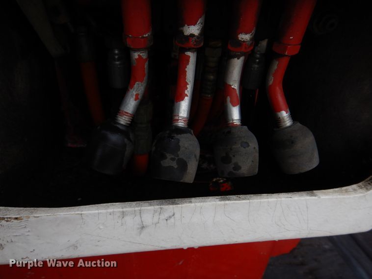 image for item DH8235 Brown Bear ATC9116  skidder with bucket