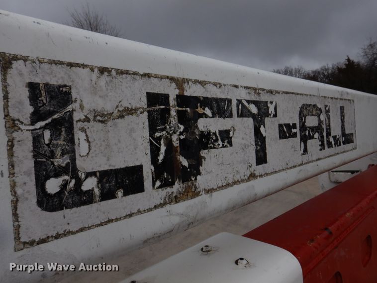 image for item DH8235 Brown Bear ATC9116  skidder with bucket