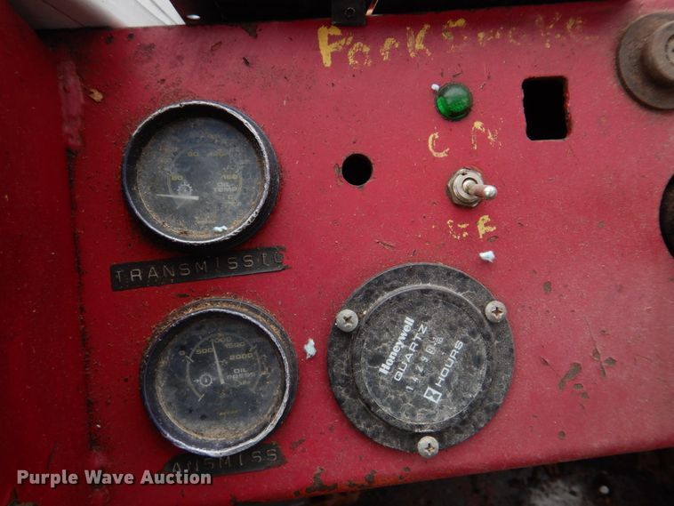 image for item DH8235 Brown Bear ATC9116  skidder with bucket