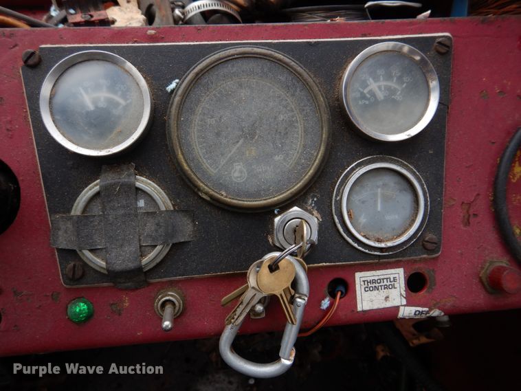 image for item DH8235 Brown Bear ATC9116  skidder with bucket