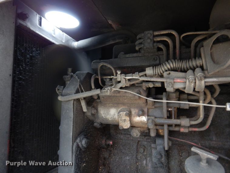 image for item DH8235 Brown Bear ATC9116  skidder with bucket