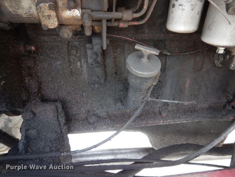 image for item DH8235 Brown Bear ATC9116  skidder with bucket