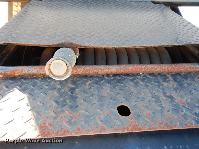 image for item DI8671 2004 Ford F750 Super Duty  water truck