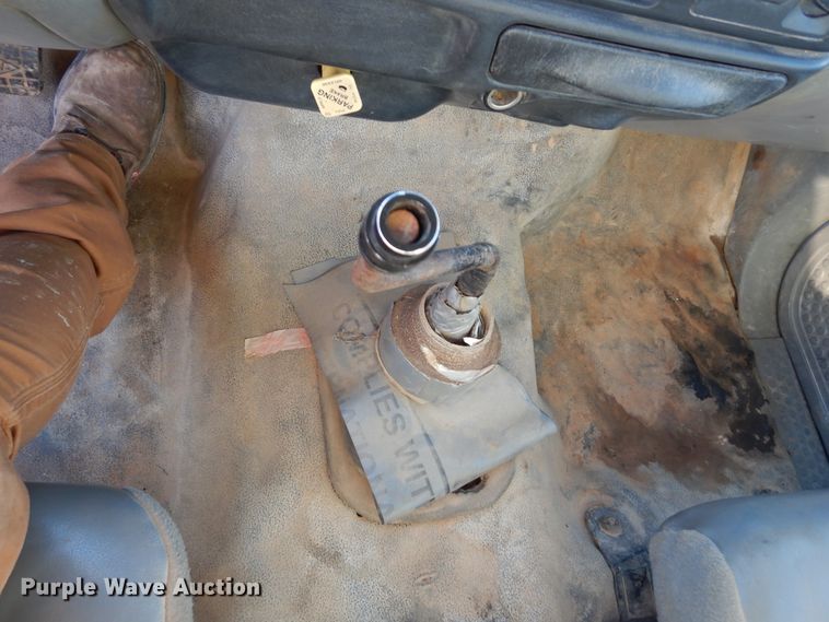 image for item DI8671 2004 Ford F750 Super Duty  water truck