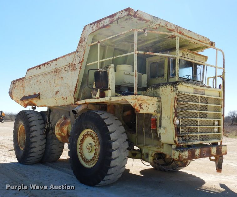 image for item DJ0811 1982 Euclid 304LD  haul truck