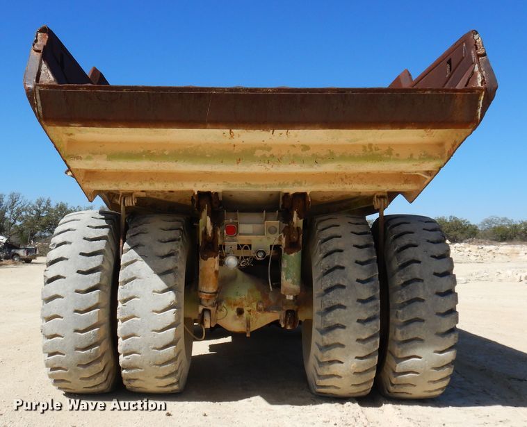 image for item DJ0811 1982 Euclid 304LD  haul truck