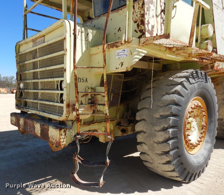 image for item DJ0811 1982 Euclid 304LD  haul truck