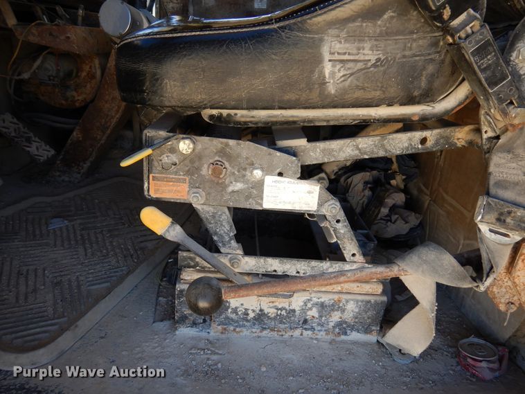 image for item DJ0811 1982 Euclid 304LD  haul truck