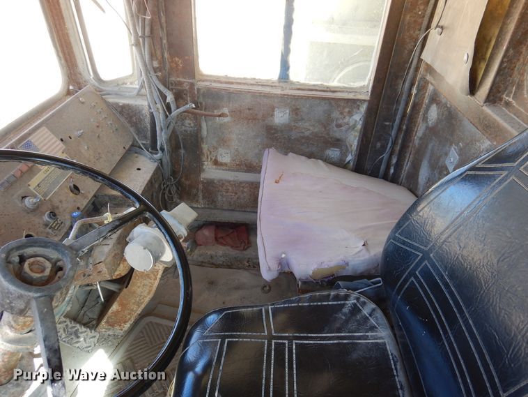 image for item DJ0811 1982 Euclid 304LD  haul truck